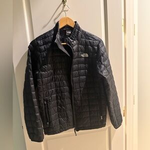 The North Face Boy’s Thermoball Quilted Black Puffer Jacket Youth size L 14/16